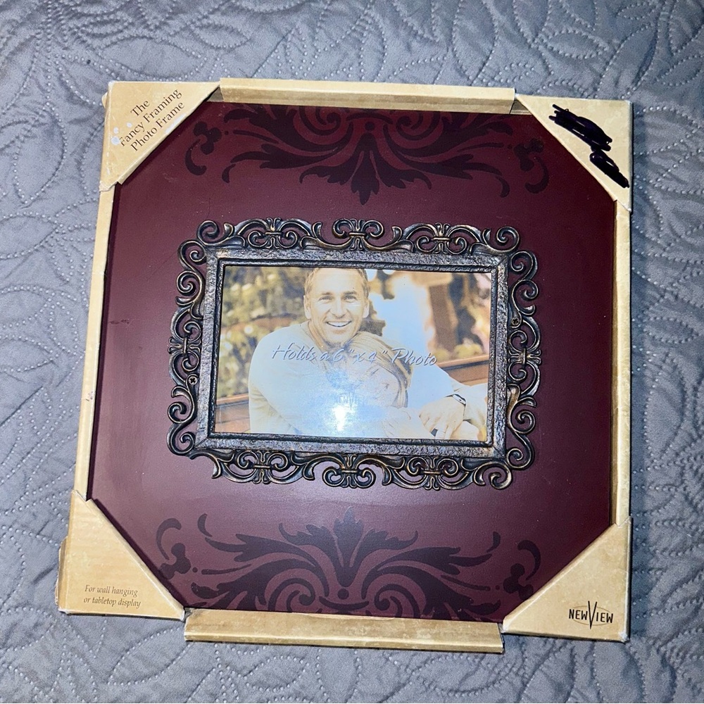 Burgundy Photo Frame 4x6